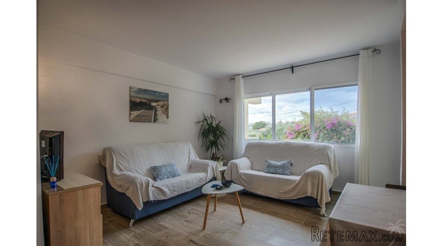 This renovated 2-bed apartment is located in the popular.. - 7