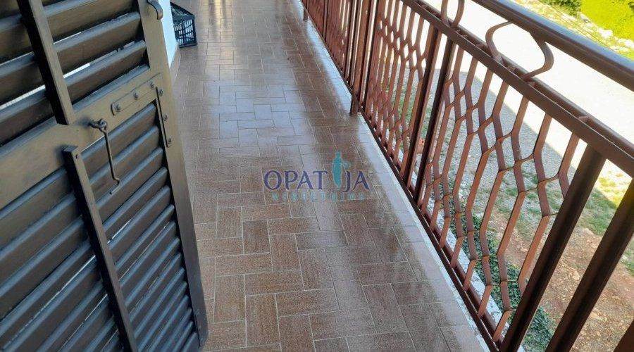 Mošćenice - u zaseocu kod Mošćenica prodaje se useljiva kat.. - 4