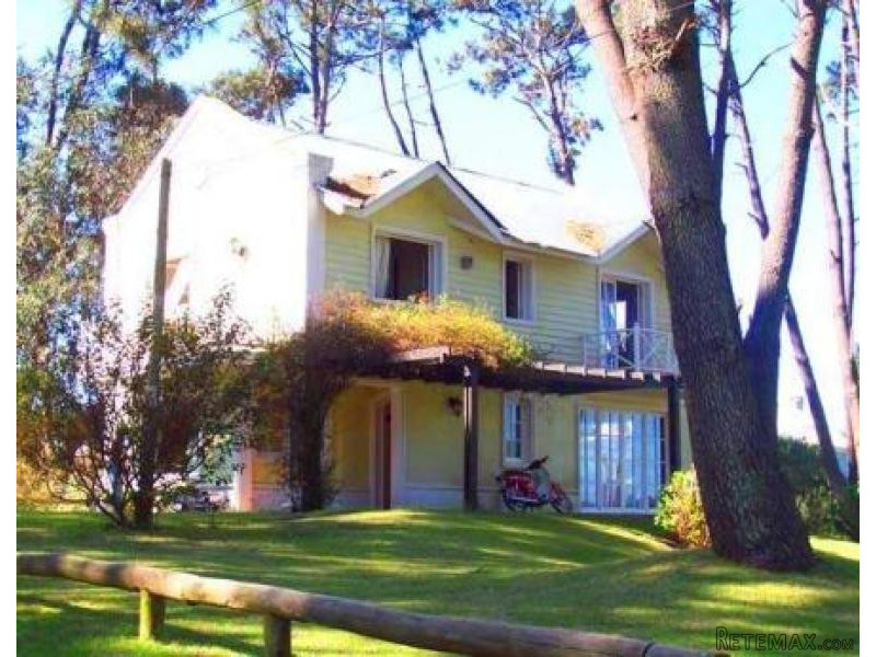 4 Bedroom House - For Rent -..