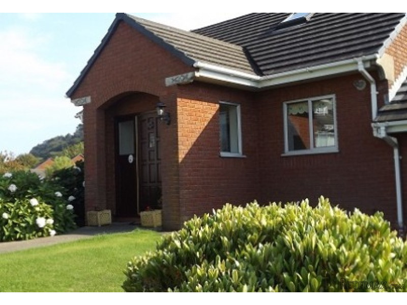 RENTAL 17 Christian Close, Ballastowell..
