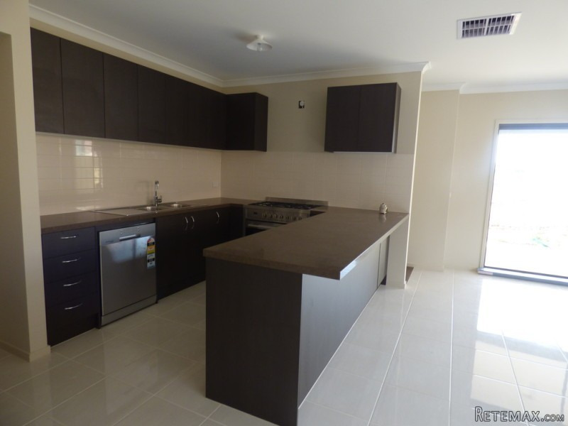 College Green Estate - BRAND NEW Family.. - 2