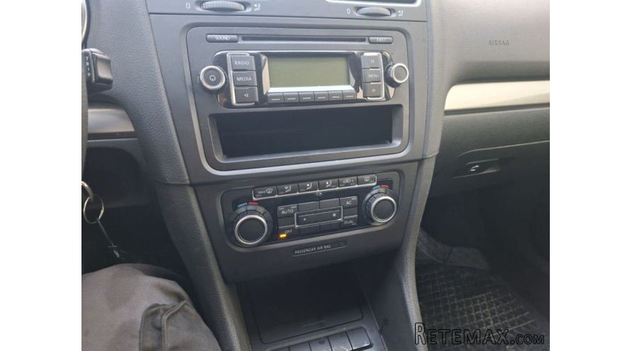 Volkswagen Golf VI - 13