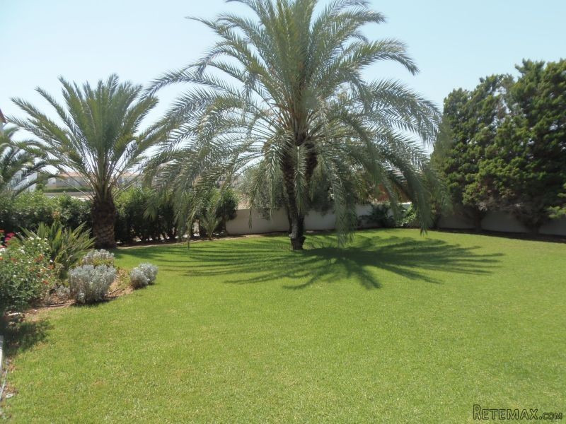 VILLA FOR RENT IN A PRIME LOCATION IN..