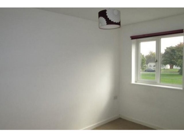 3 Bed House To Let - 2