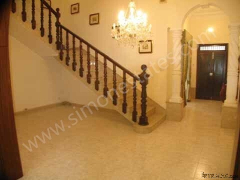 Hse. Of Char. Townhouse, Ordinary Finish - 2