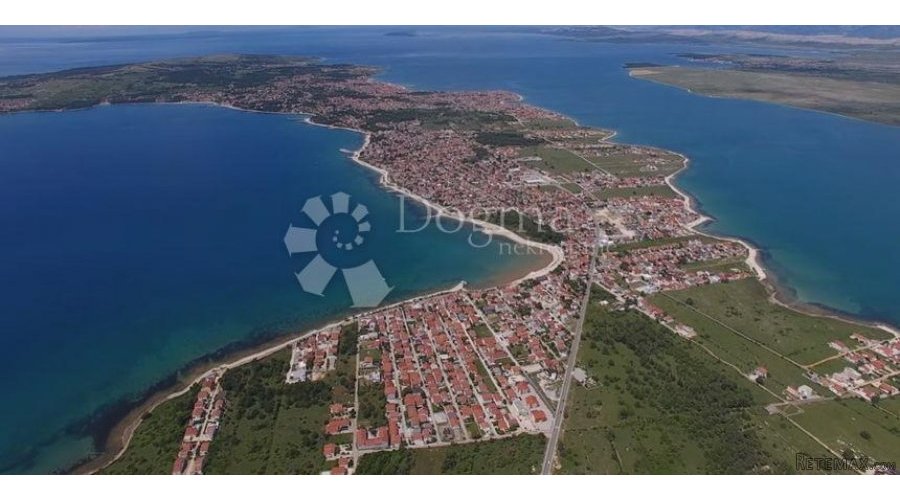Zemljište na Viru