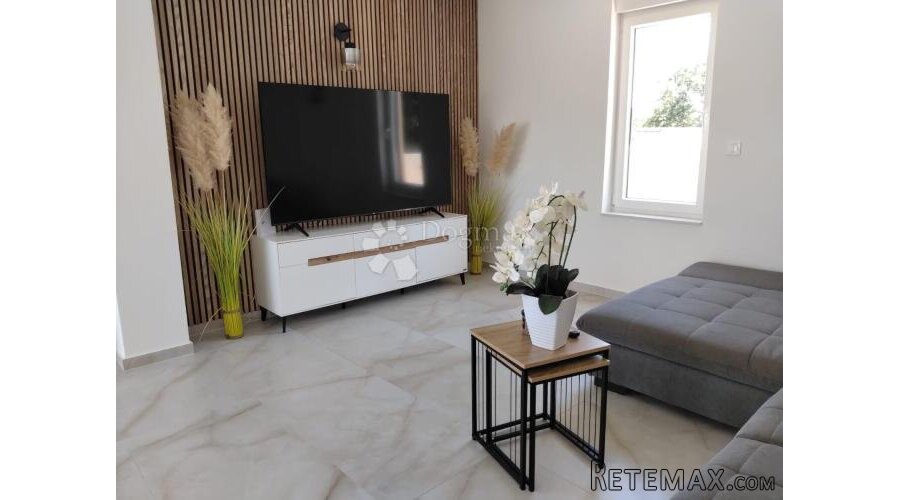 Moderna vila s bazenom u Žeravi - 3