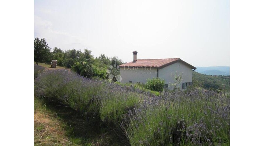 Grožnjan,mala kuća s divnim pogledom