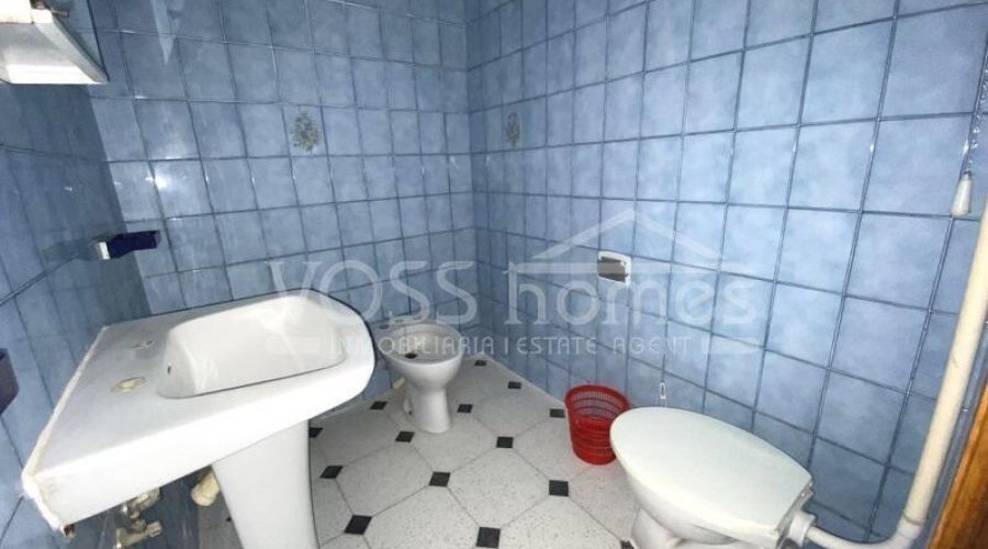 EXCLUSIVE FOR VOSS HOMES - A very interesting, 2 storey.. - 12