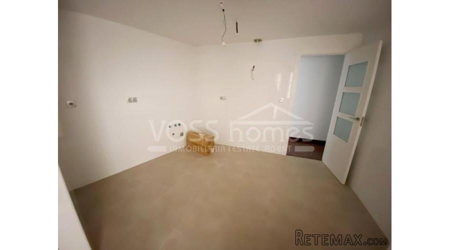 NEW LISTING TO VOSS HOMES - Recently built, modern 3 bed, 2.. - 13