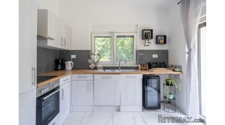 Prizemnica s jacuzzijem u Istri - 110 m², mirna lokacija Bar - 3