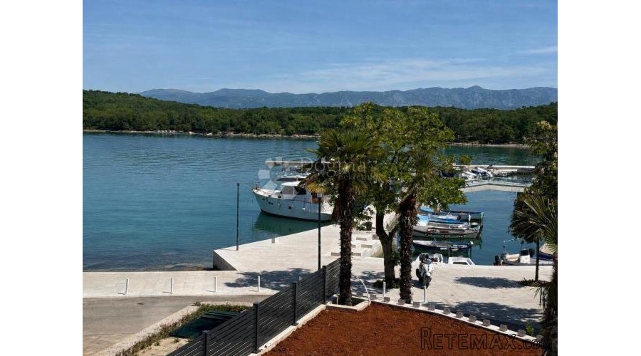 LUKSUZAN APARTMAN 20 m OD MORA – OTOK KRK - 3