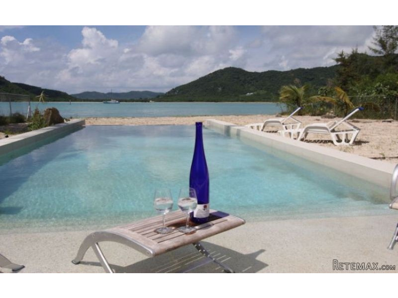 Beach House South Harbour $7,500.00/Week