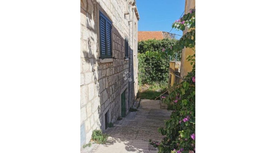 KAMENA autentična KUĆA ZA RENOVACIJU, BLATO CENTAR, otok Kor - 2
