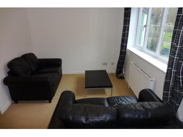 1 bed terraced house to rent - 2