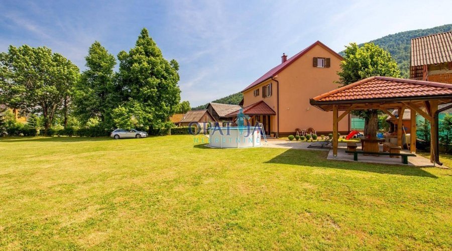 Bjelolasica - kuća na obroncima Bjelolasice - 2