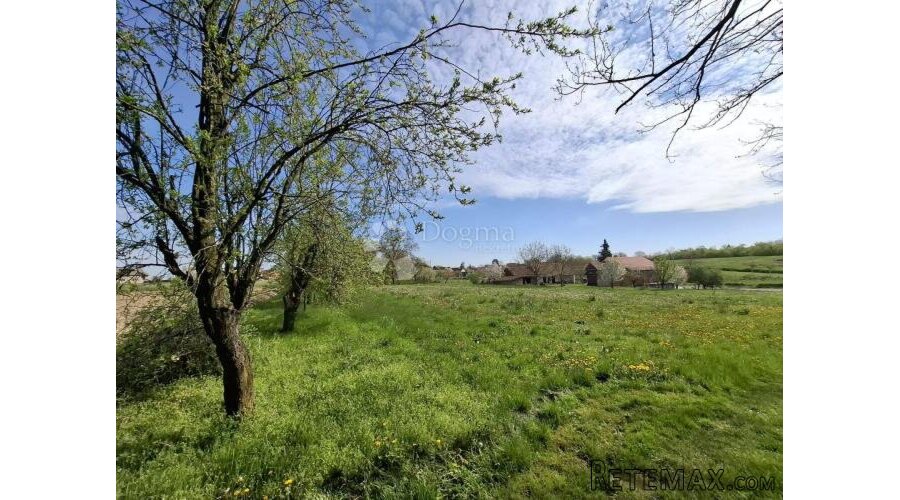 4356 m² zemljišta uz kuću za rušenje - 2