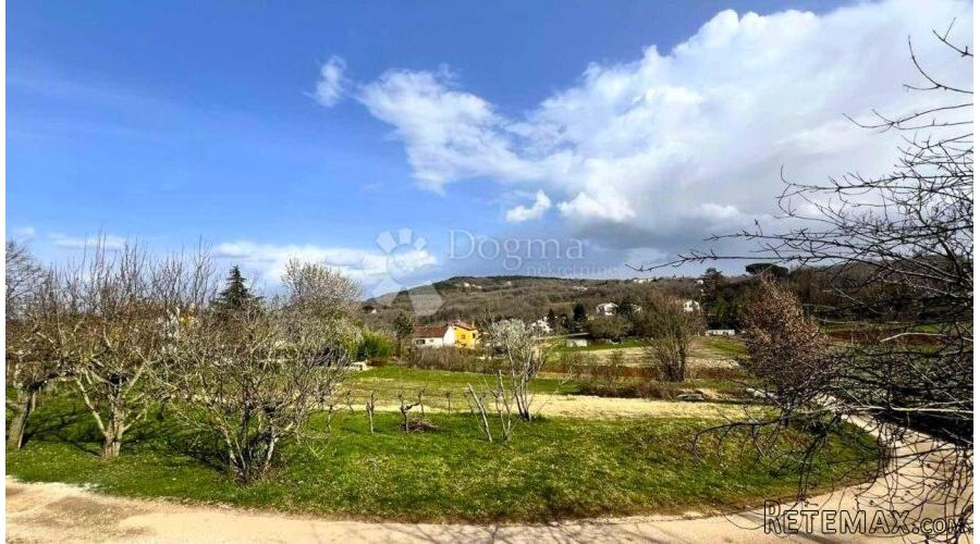 INVESTICIJA, PROSTRANO GRAĐEVINSKO ZEMLJIŠTE NA MIRNOJ LOKAC - 2