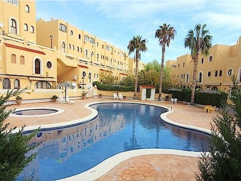 UM2739 - El Campello - Triplex..