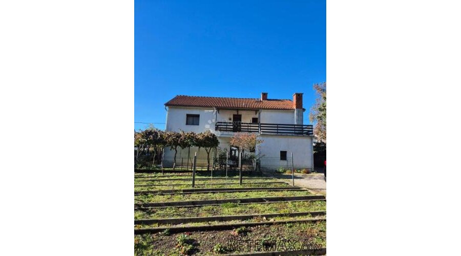 RUBEŠI, KUĆA ZA NAJAM RADNIKA