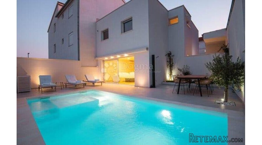 Šibenik/Zablaće- Jedinstveni kompleks uz more: Apartmanske k