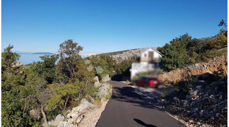 zemljište s građevinskom dozvolom nedaleko mora