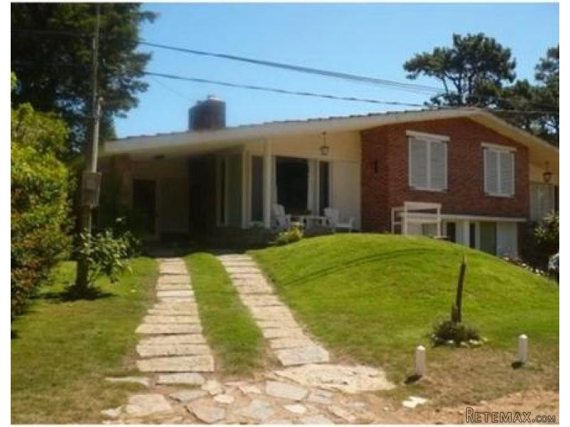 4 Bedroom House - For Rent - San Rafael