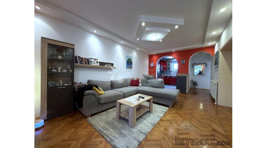 Gornja Dubrava – 3S stan 80 m² | vrt, terasa, parking, sprem
