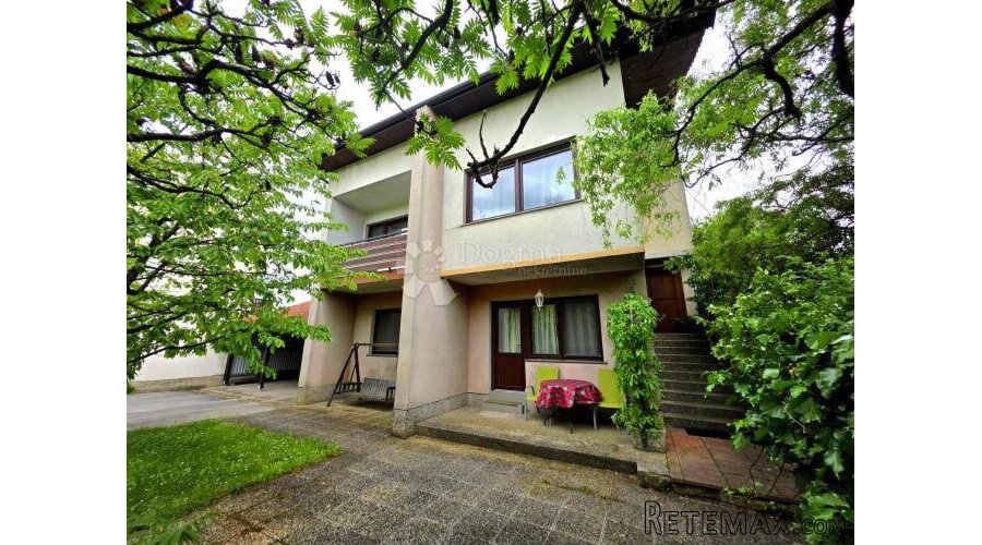 PRODAJA, Kuća, Karlovac, NKP 304m², Švarča
