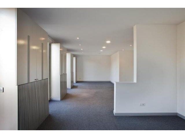 3 bedroom Flat For Sale: BARCELONA.. - 2