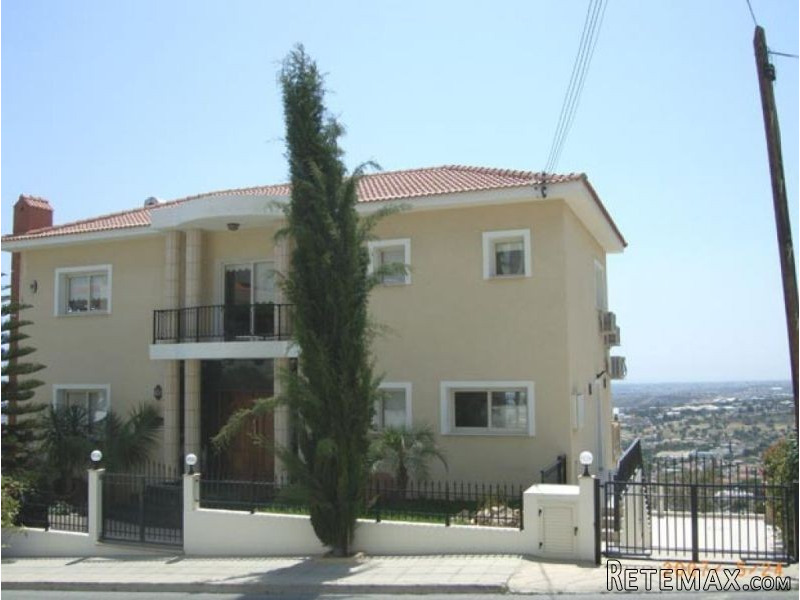 5 Bedroom Villa in Ayia Fyla