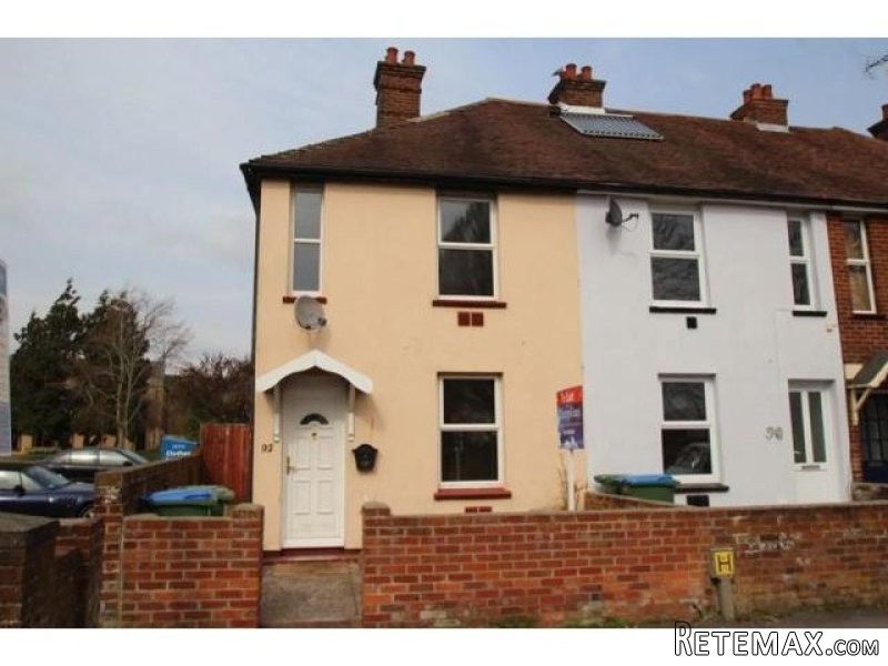 2 bedroom Property For Rent: Western..