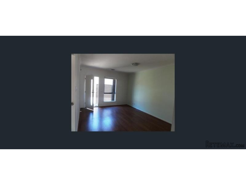 Gorgeous 3 Bedroom Family Home in Point.. - 2
