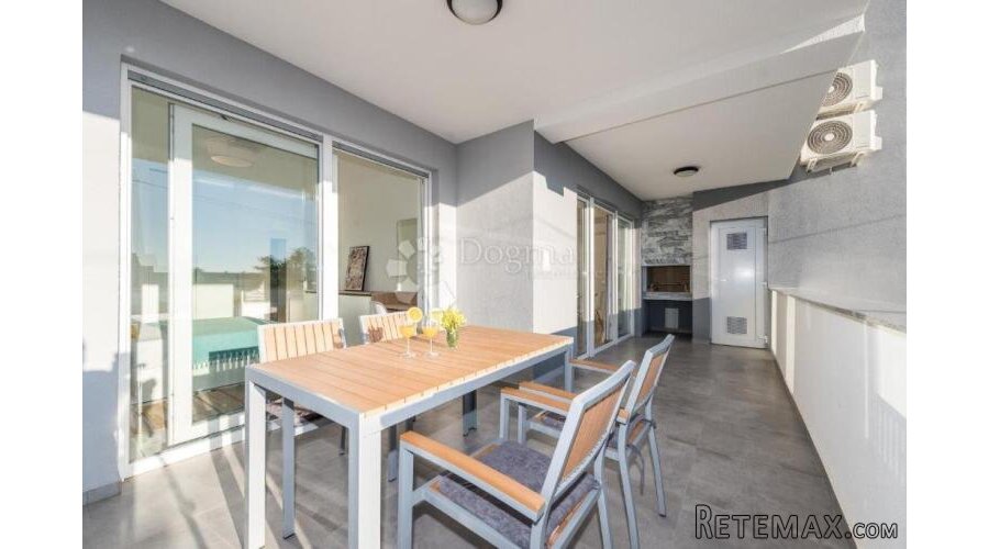 INVESTICIJSKA PRILIKA !! 6 APARTMANA 4★ s bazenom - 3