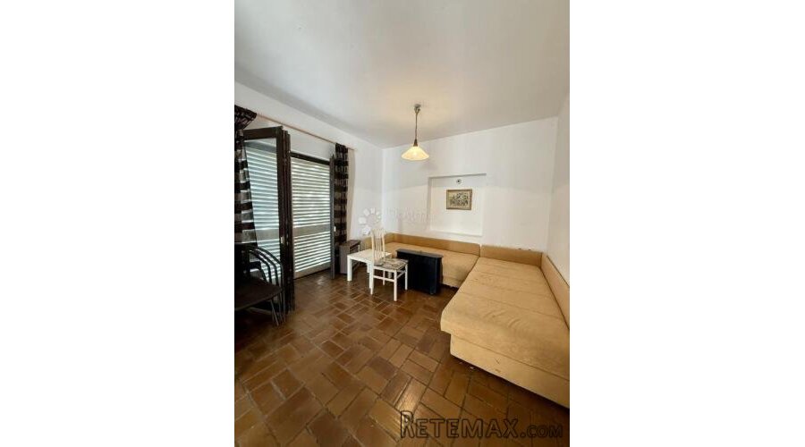 Prodaje se apartman u centru Malog Lošinja - 2