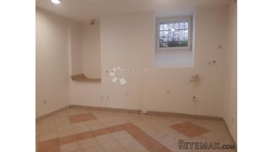 Poslovni prostor u centru grada - 3