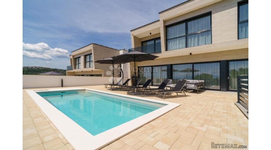 Crikvenica-zaleđe, vila sa bazenom - 2