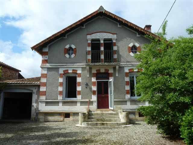 Character Village Property With Large..
