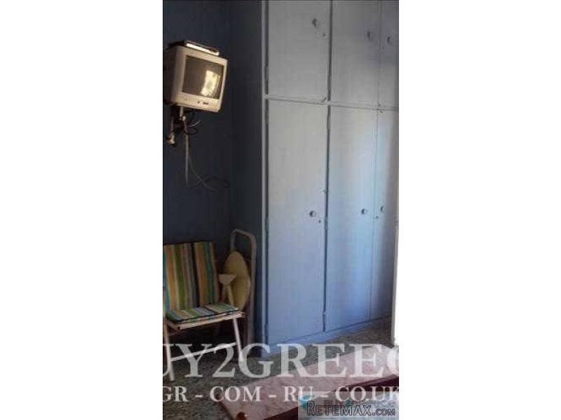 Β776 -FOR RENT BEDSITS(1st FLOOR: 26m2 - 2