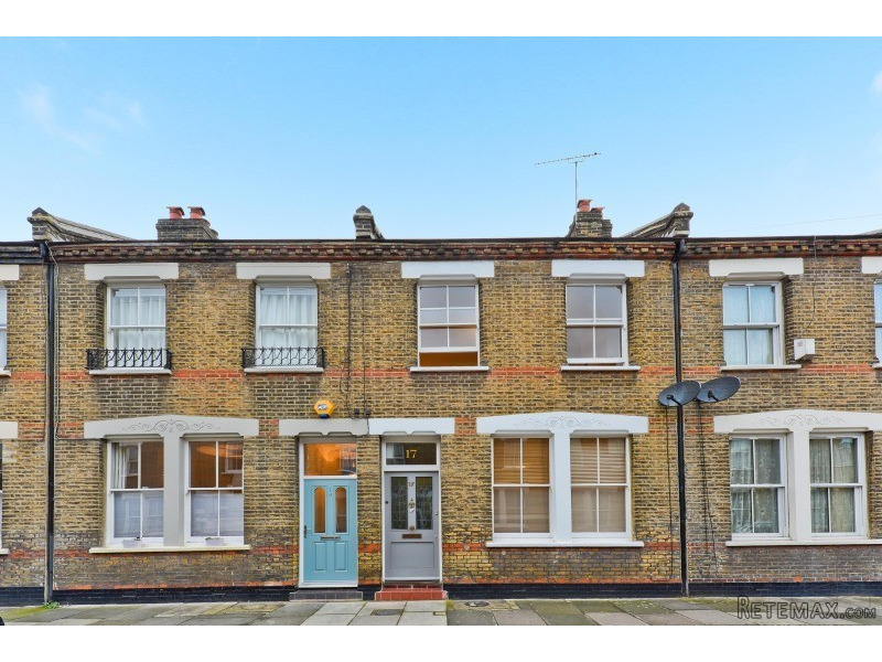 Senrab Street E1