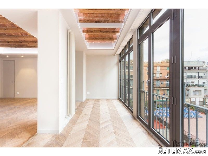 Beautiful Paseo de Gracia 200m2 3 Bed..