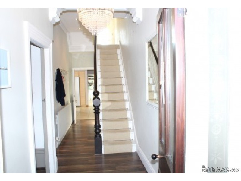 5 Westminster Terrace, Douglas - 2