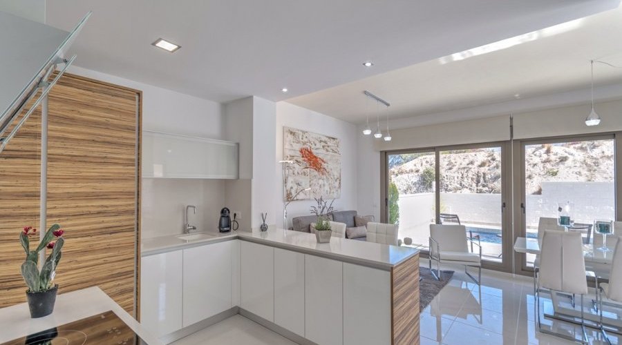 Beautiful villa located in San Miguel de Salinas. The villa.. - 4