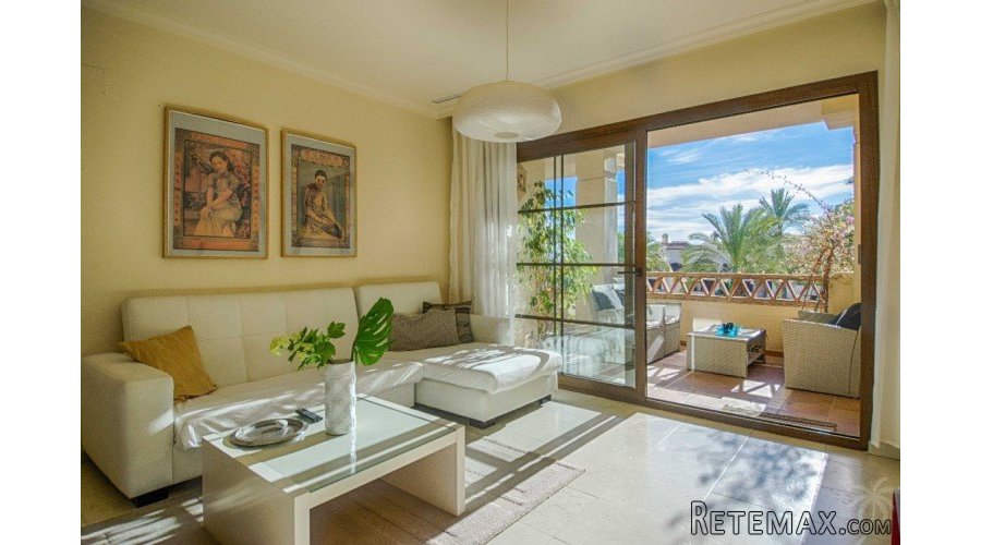 This fantastic apartment with sea views is located in a.. - 5