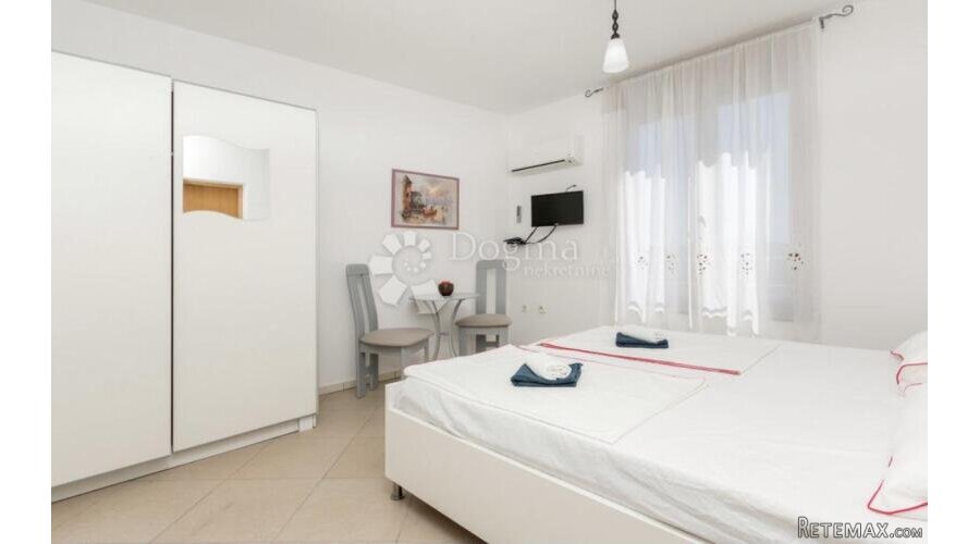 11 Studio apartmana - 150m od mora - 2