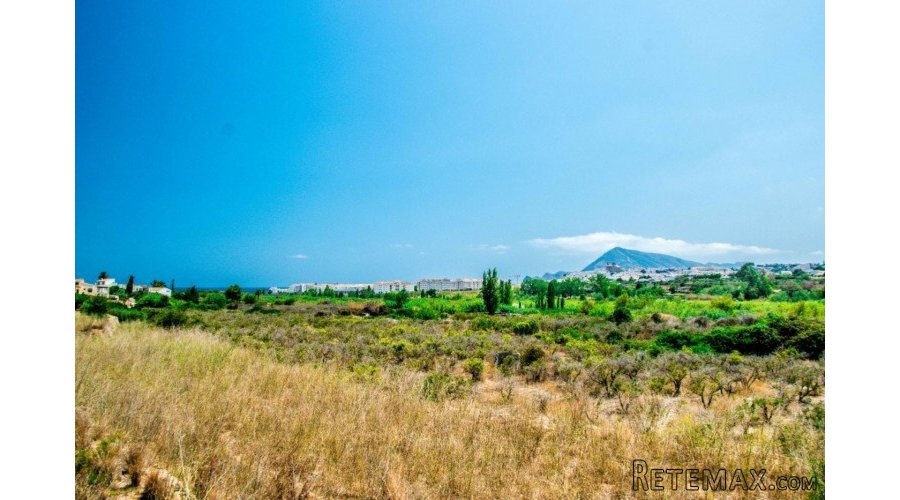Large plot of 15.000m2 with beautiful sea views in Altea... - 2