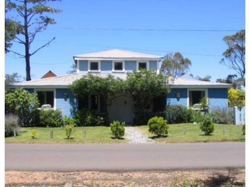 3 Bedroom House - For Rent -..