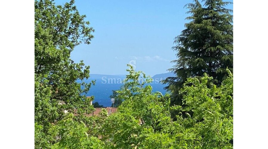 LOVRAN, zemljište od 984 m2 s građevinskom dozvolom, pogled..