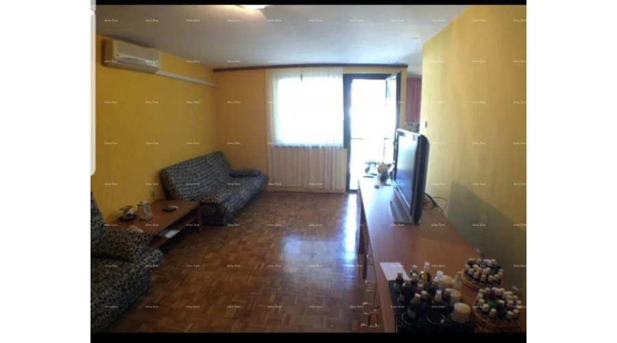 PRODAJE SE APARTMAN 38 m2 NOVIGRAD - 3