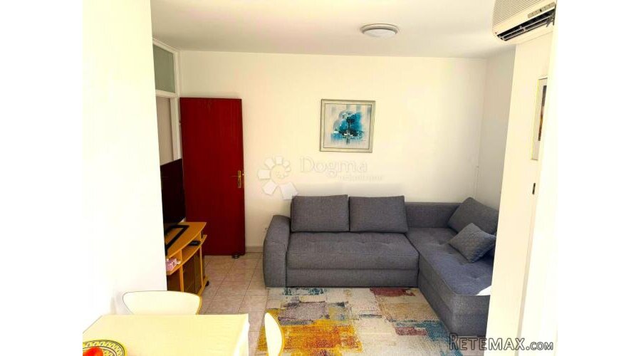 Dvosoban stan, Duće. 49 m², pogled na more. - 2